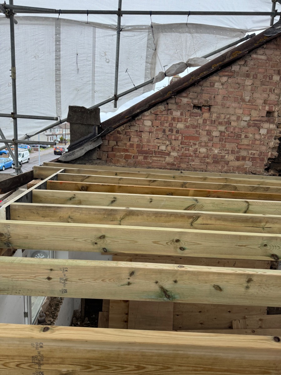 Builder: Image 7